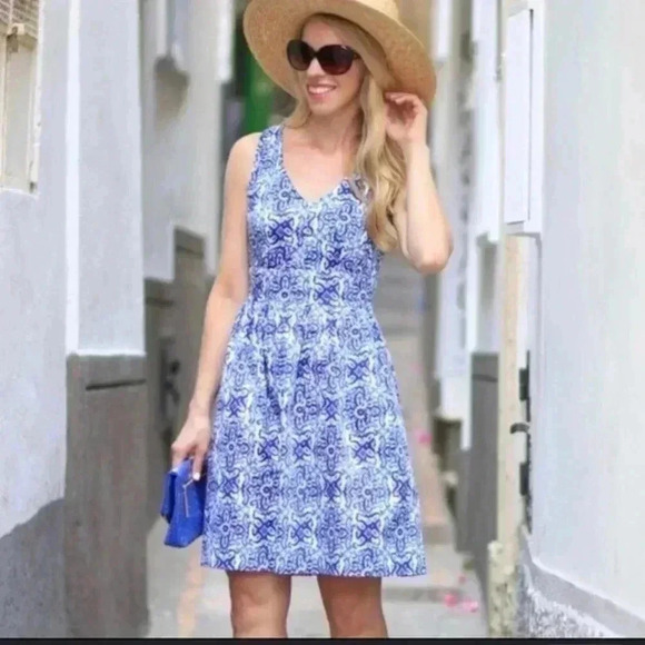 MILLY blue and white fit and flare dress with pockets - Picture 1 of 11
